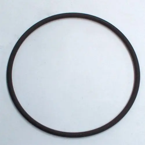 Daikin O-Ring in kreisförmiger Form, dunkelbraun, auf hellem Hintergrund. Geeignet für die Verwendung als Dichtungsring in Brennerflanschanwendungen.